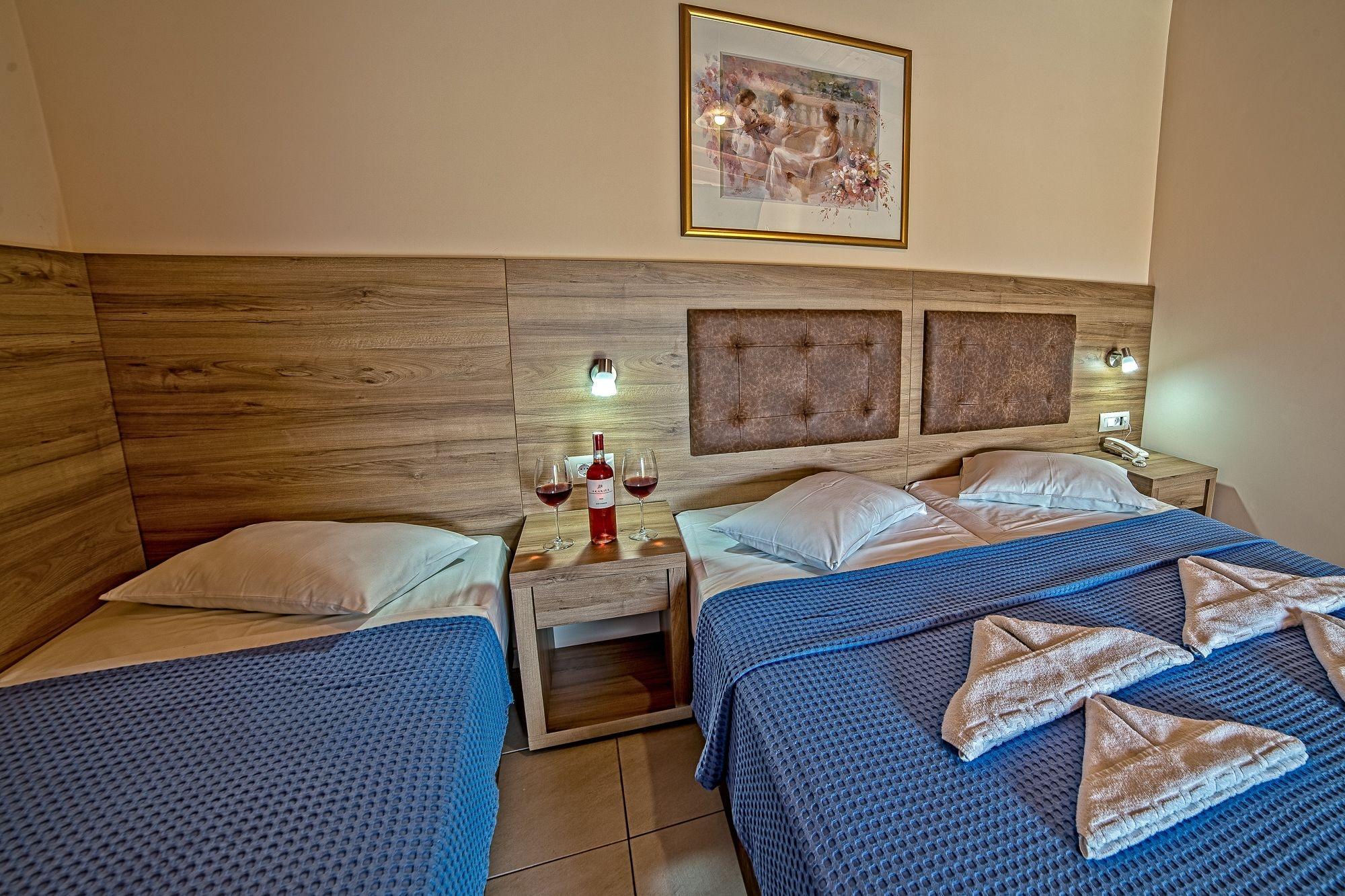 Blue Aegean Hotel & Suites Gouves Bagian luar foto