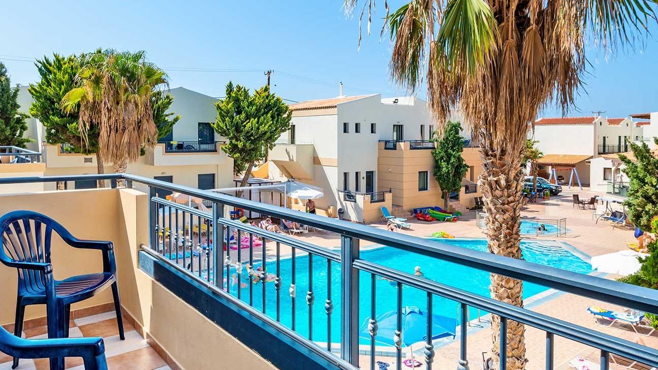 Blue Aegean Hotel & Suites Gouves Bagian luar foto