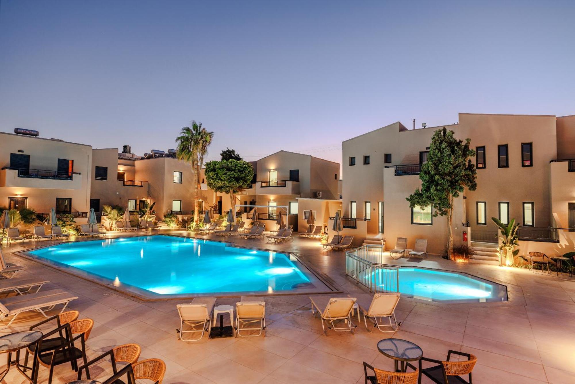 Blue Aegean Hotel & Suites Gouves Bagian luar foto